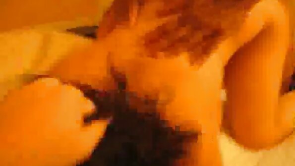Crnokosa žena dobiva kurac u nevena porno film svojoj lijepoj pički